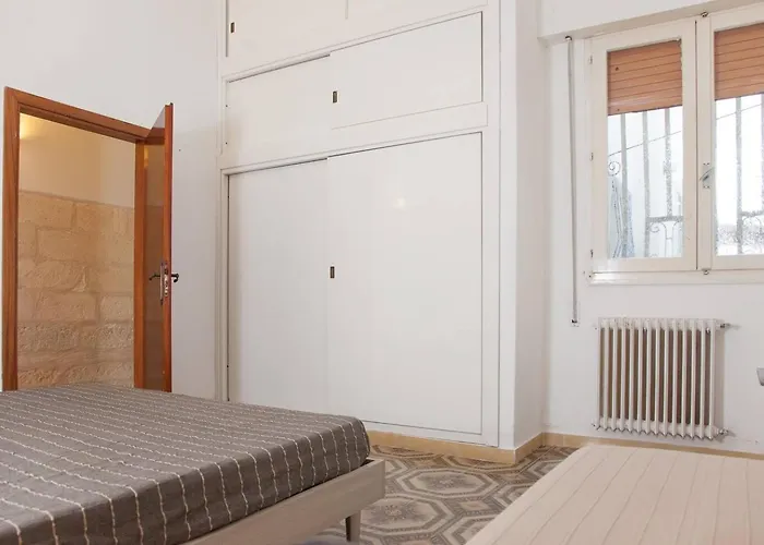 Casa Dino Con Accesso Diretto Di *